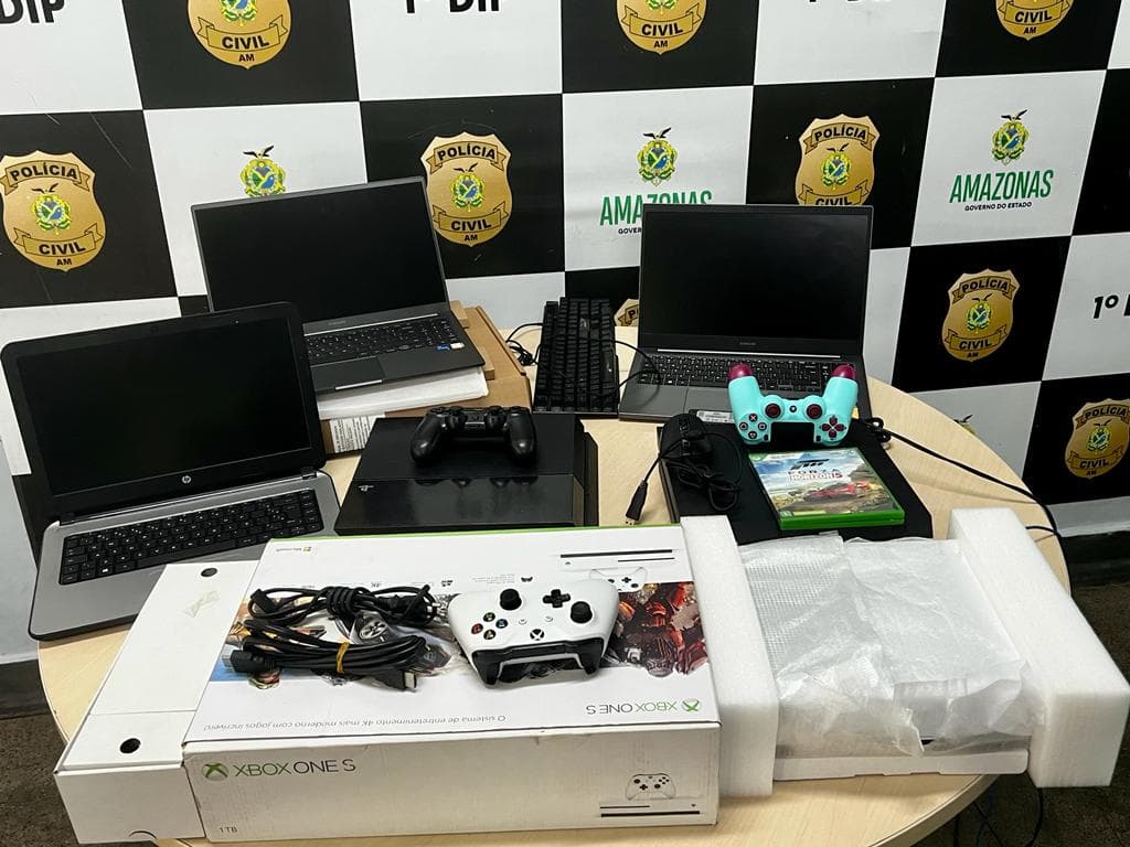 Pai e filho adolescente aplicavam golpes por meio de sites de compra e venda, em Manaus