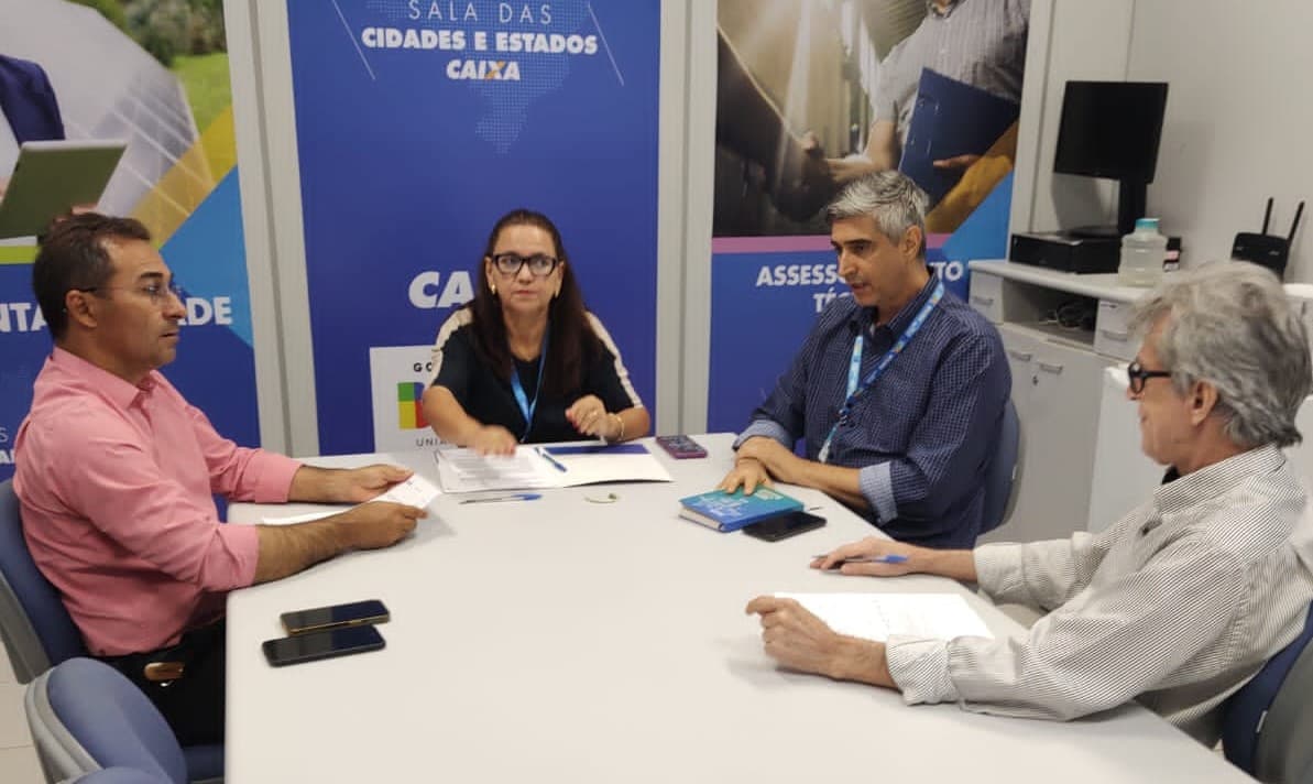 Governo Federal empenha recursos para internet gratuita em espaços públicos de Araguaína-TO