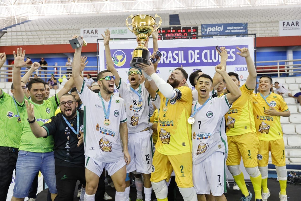 Equipe amazonense garante o acesso à elite da Taça Brasil de futsal com título