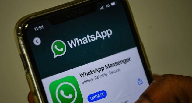 Brasileiro está falando menos de política no WhatsApp, afirma estudo