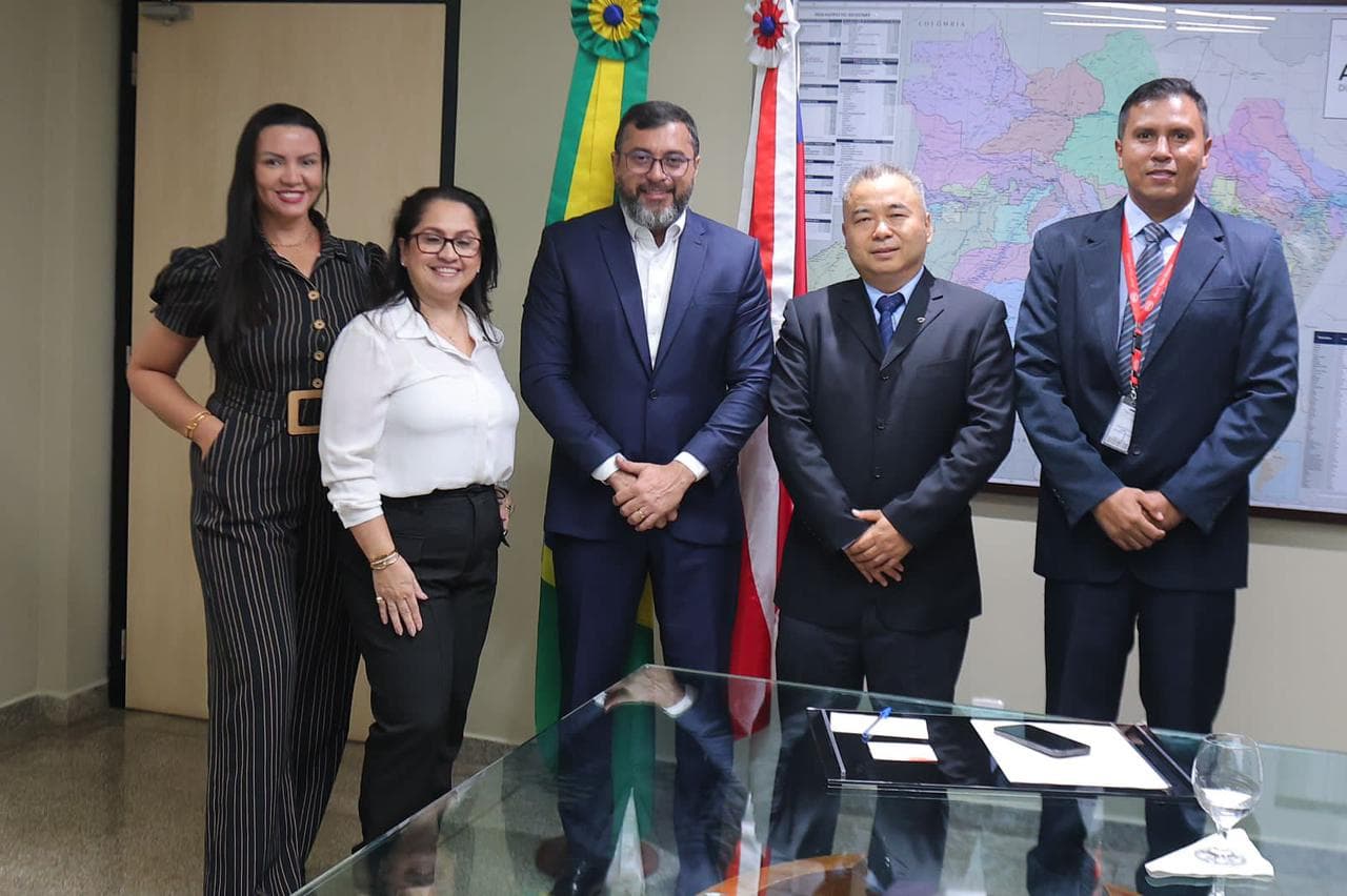Wilson Lima se reúne com representantes de empresa de veículos elétricos