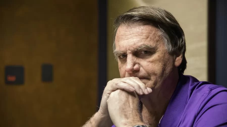 Proposta de indiciamento de Bolsonaro é “tendenciosa”, diz defesa