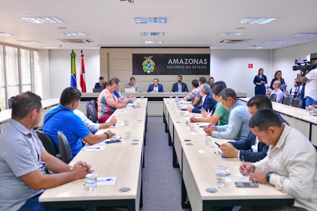 Amazonas deve receber R$ 150 milhões de recursos federais para controlar incêndios florestais e desmatamento