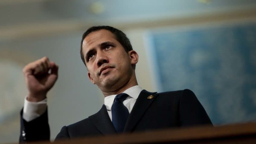 MP da Venezuela emite mandado de prisão a Juan Guaidó