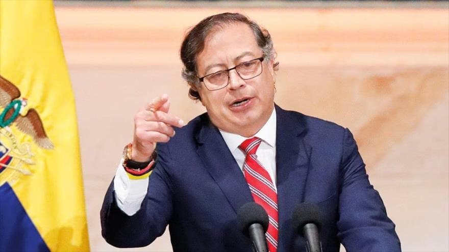 Presidente da Colômbia compara Israel a nazistas e diz que pode suspender relações com o país