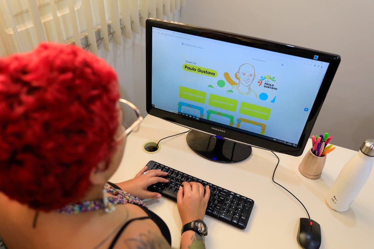 Mais de 1,5 mil projetos são inscritos na Lei Paulo Gustavo, no AM; confira a lista