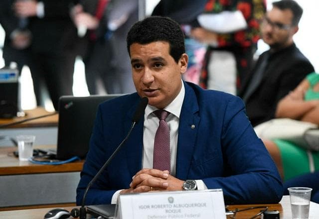 Senado rejeita indicação de Lula para comando da DPU