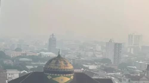 VÍDEO: Coberta por fumaça, Manaus permanece no top 3 de piores lugares no mundo para respirar