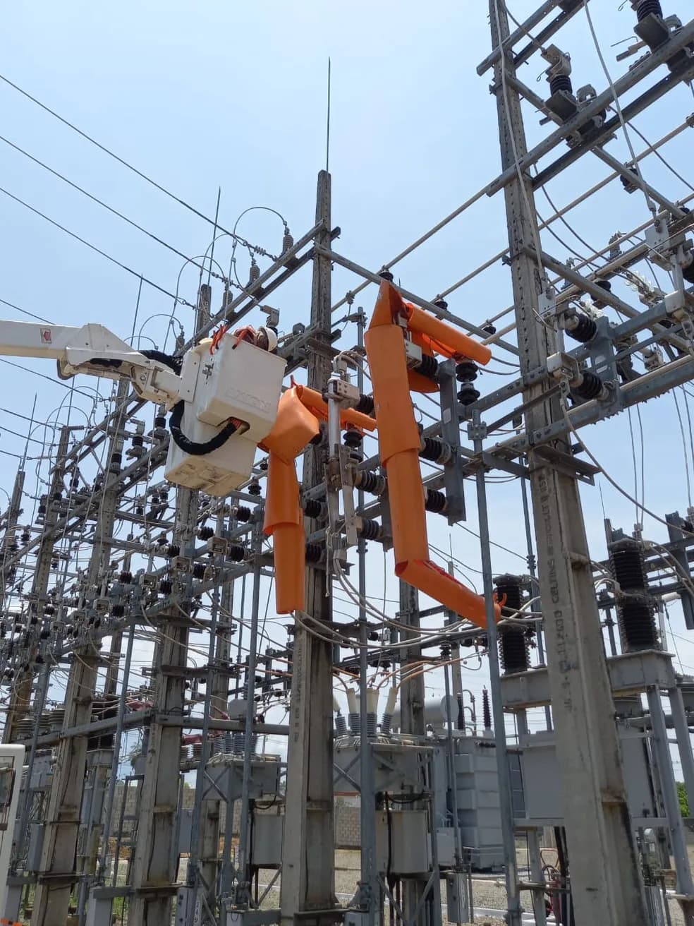 Descarga elétrica deixa parte da região sul de Palmas no escuro