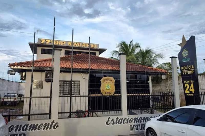 Homem é preso por perseguir e ameaçar a ex-companheira em Novo Airão