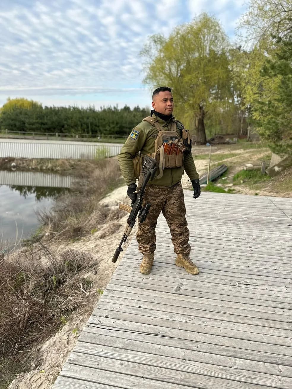 “Morreu pra salvar um amigo”, diz irmã sobre brasileiro voluntário na Ucrânia