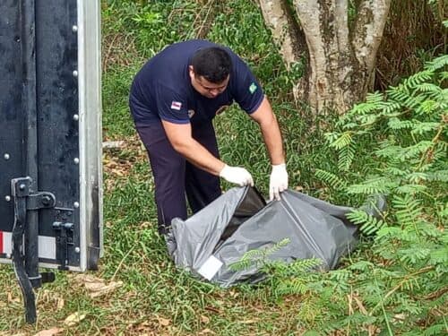 Corpo é encontrado ‘boiando’ em estado de decomposição, em igarapé de Manaus