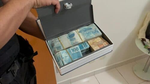 VÍDEO: PF apreende R$ 300 mil em operação contra fraudes ao INSS, no AM