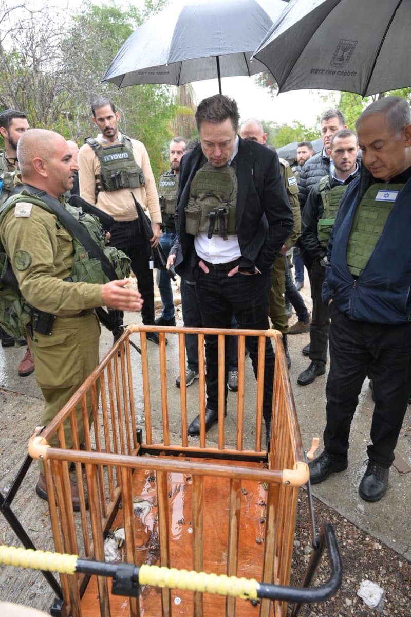 Após polêmica contra judeus, Musk vai a Israel ver local que abrigava reféns