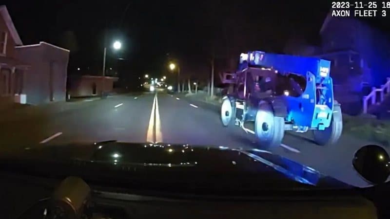 VÍDEO: Polícia persegue empilhadeira conduzida por menino de 12 anos, nos EUA