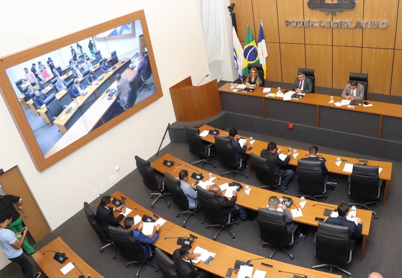 Em sessão extra, Câmara de Palmas aprova projetos que beneficiam servidores