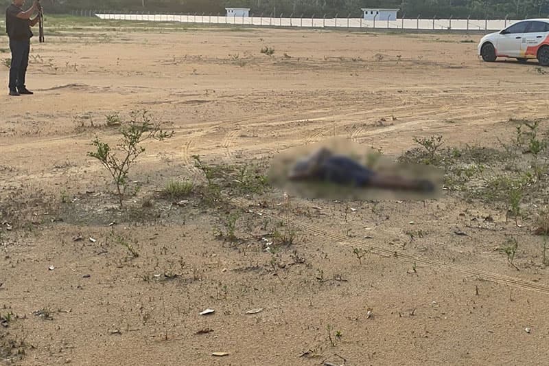 Homem é achado com mãos e pés amarrados em ramal na AM-010