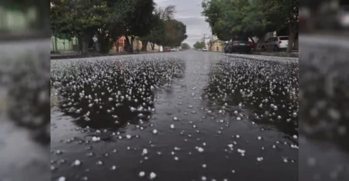 VÍDEO: Chuva de granizo atinge Manaus, neste sábado (25)