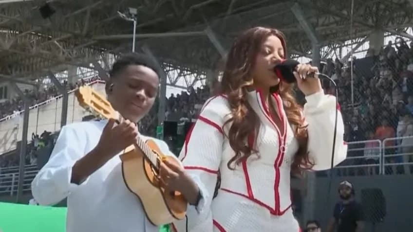 Ludmilla explica falha ao cantar hino no GP do Brasil de Fórmula 1
