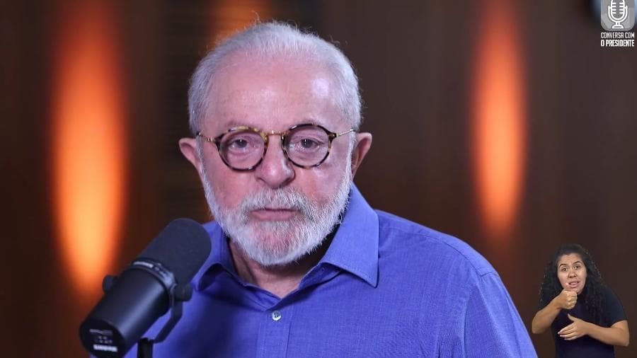 Lula diz que Argentina precisa de um presidente que respeite a democracia