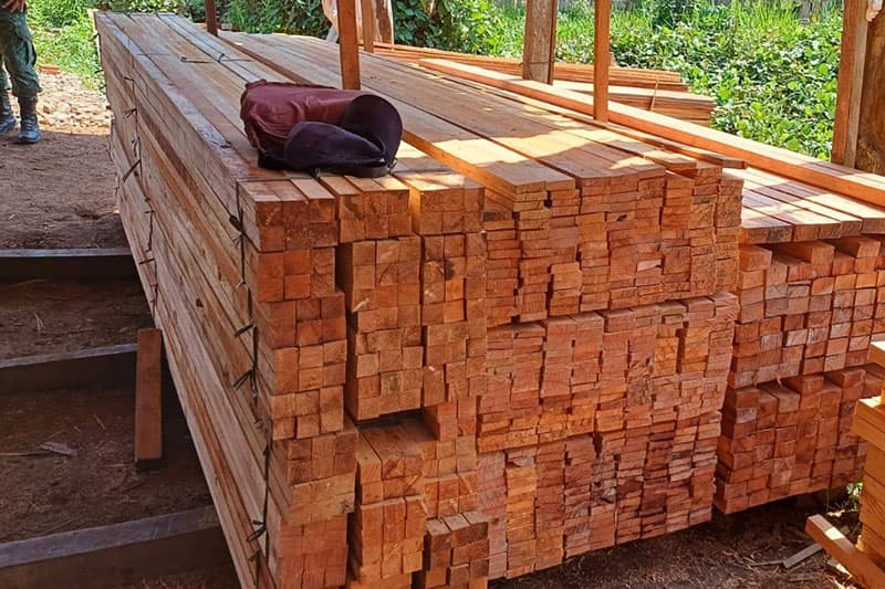 Polícia Militar apreende 35 metros cúbicos de madeiras serradas, no AM