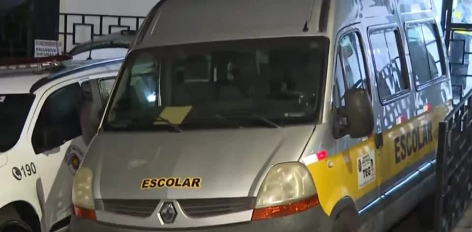 Menino morto na van: Delegado diz que criança foi tratada como “saco de batata”