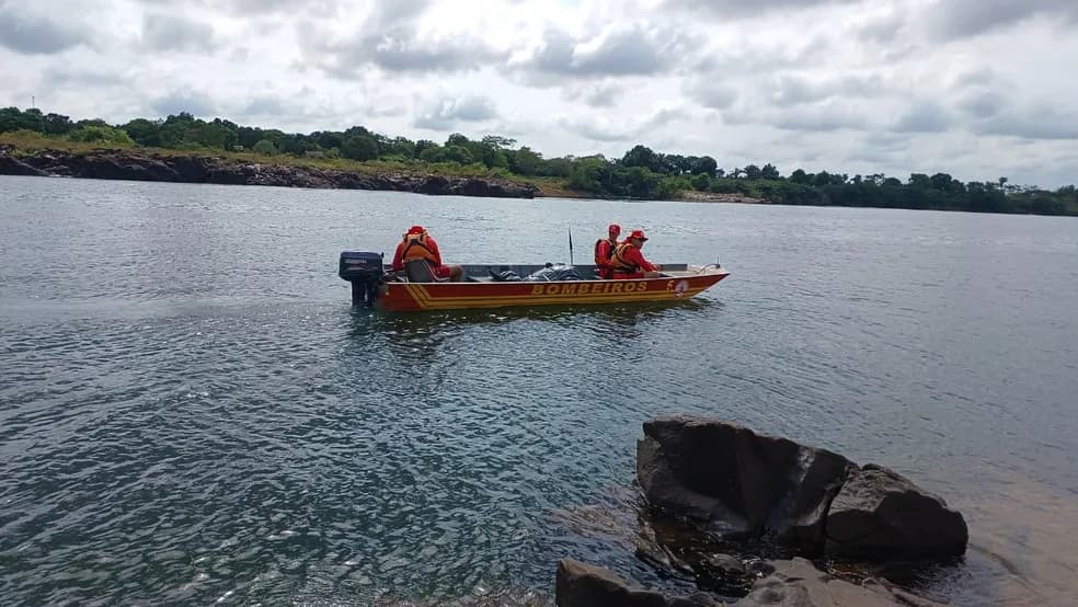 Bombeiros encontram corpos de crianças desaparecidas no rio Tocantins