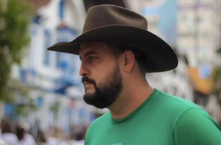 Deputado Zé Trovão é enquadrado na Lei Maria da Penha após agressão a ex-noiva