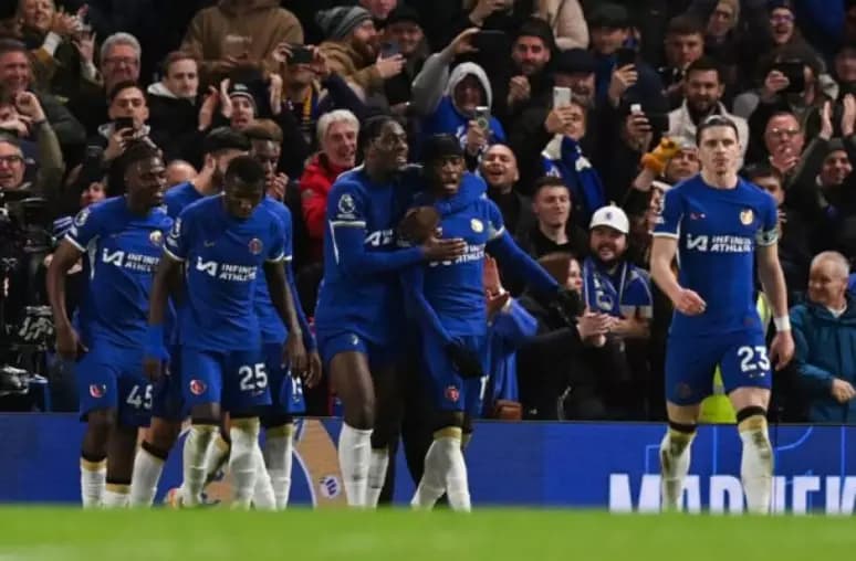 Com pênalti no fim, Chelsea bate o Crystal e soma 3ª vitória seguida
