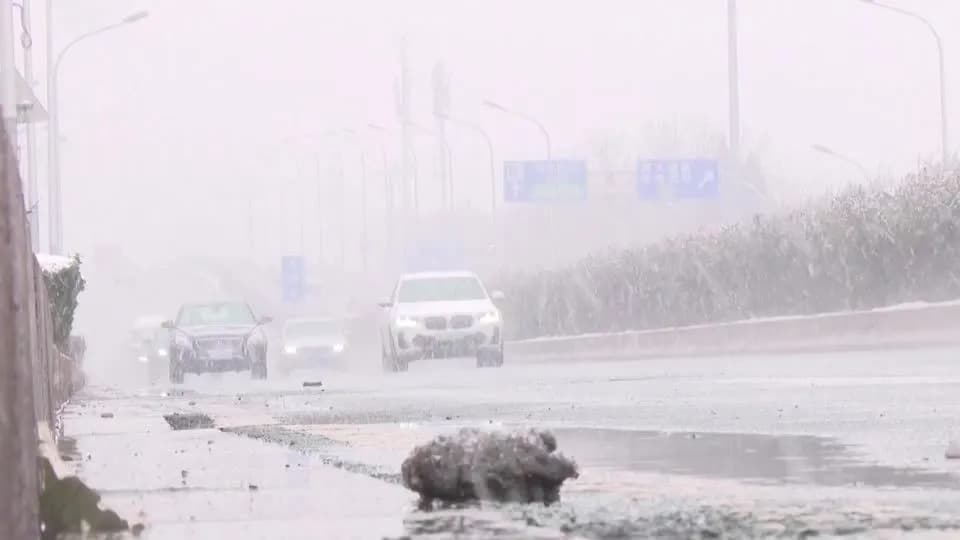 China: autoridades limitam rodovias devido nevasca