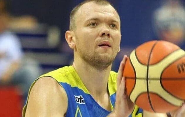 Estrela do basquete ucraniano morre em ataques de mísseis