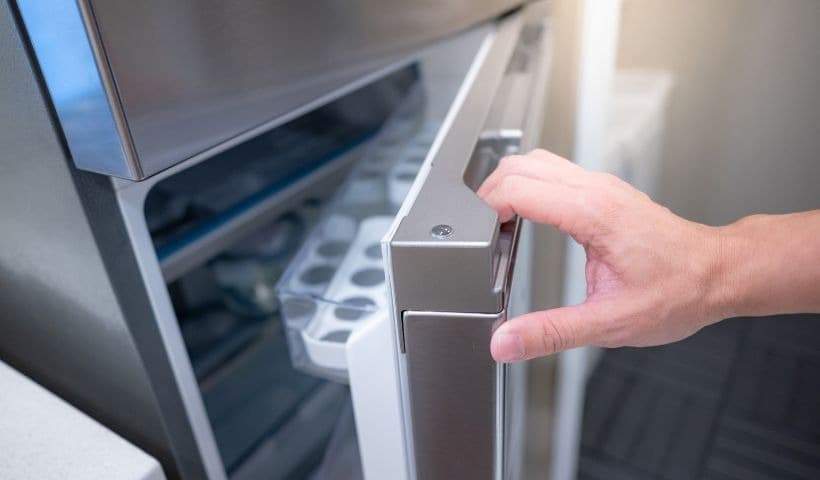 Novas regras de produção de refrigeradores podem encarecer produtos, diz associação