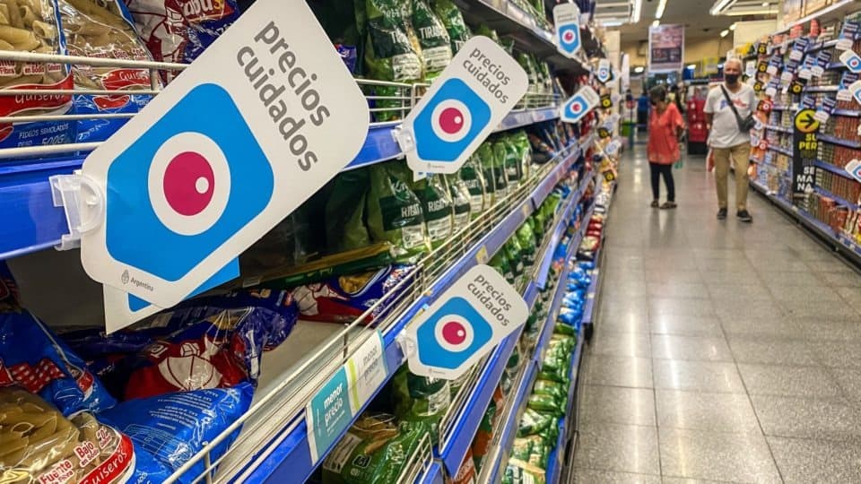 Inflação da Argentina piora nos primeiros dias do governo Milei