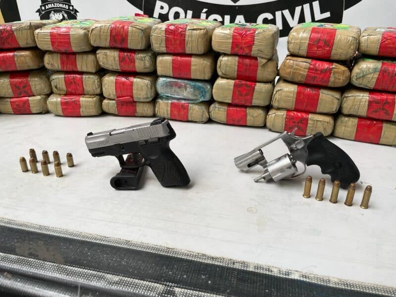 Alvo de investigação é preso com 50 quilos de drogas em Manaus