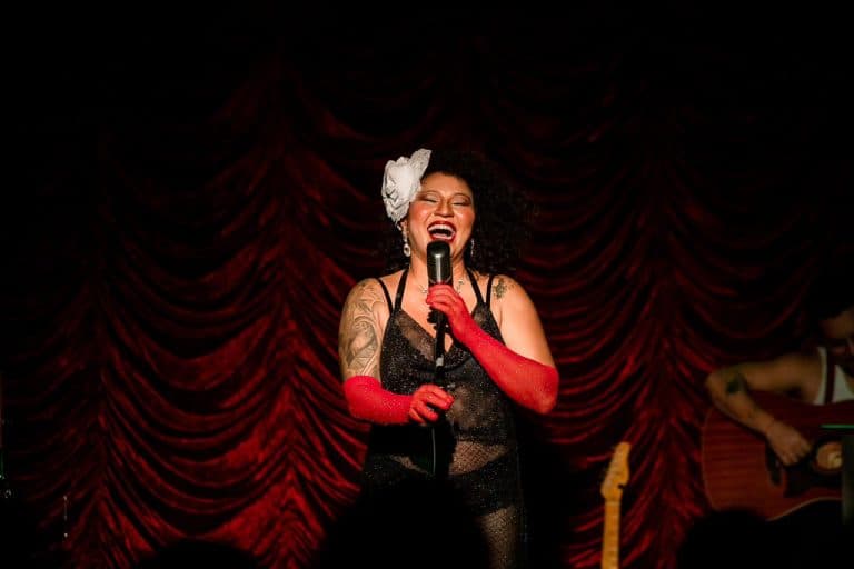 Ateliê 23 apresenta ‘Ouve de Natal’ no Teatro da Instalação