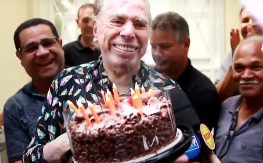 “Um gás para voltar”, diz Silvio Santos, em surpresa pelo seu aniversário de 93 anos