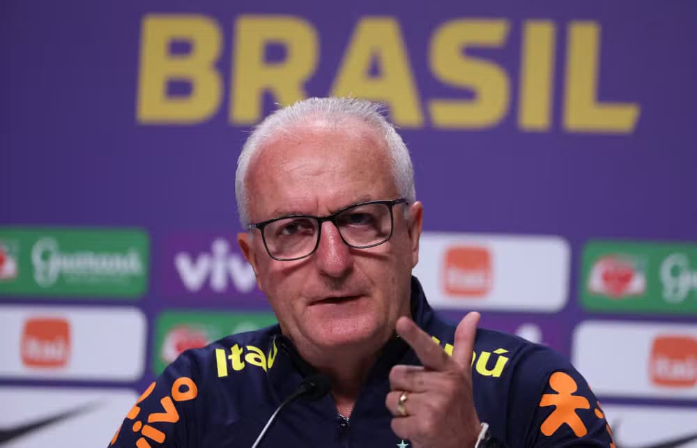 Dorival Júnior promete “seleção do povo” ao ser apresentado pela CBF