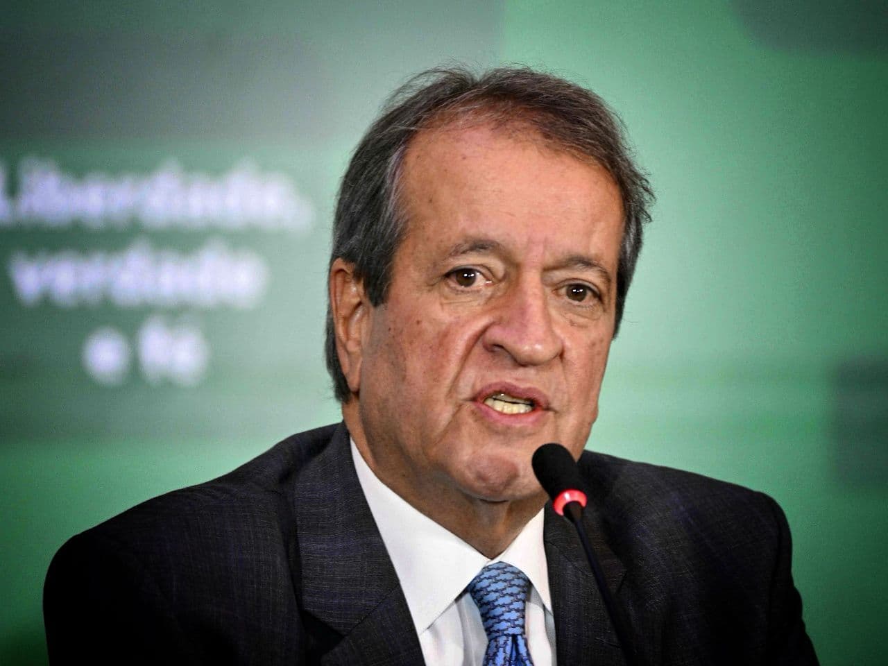 “Está fora de contexto”, diz Valdemar Costa Neto após falas de elogio a Lula