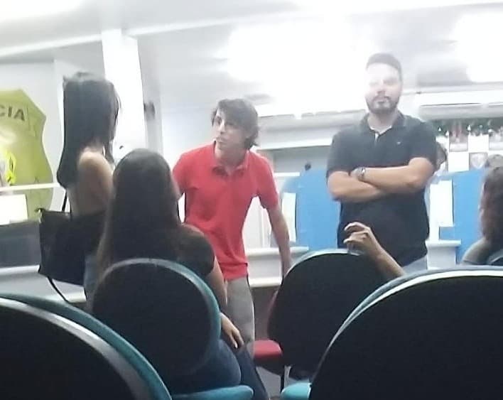Deputado Amom Mandel se envolve em confusão com polícia do AM