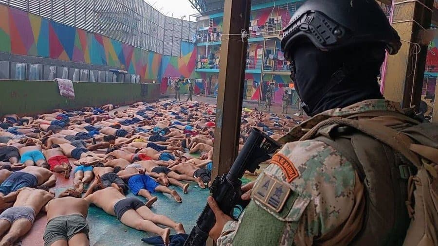 EQUADOR: Operação resulta em cinco criminosos mortos e na recaptura de 28 fugitivos