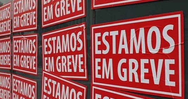 Órgãos do Executivo mobilizam greve diante resistência do Governo Federal conceder reajuste