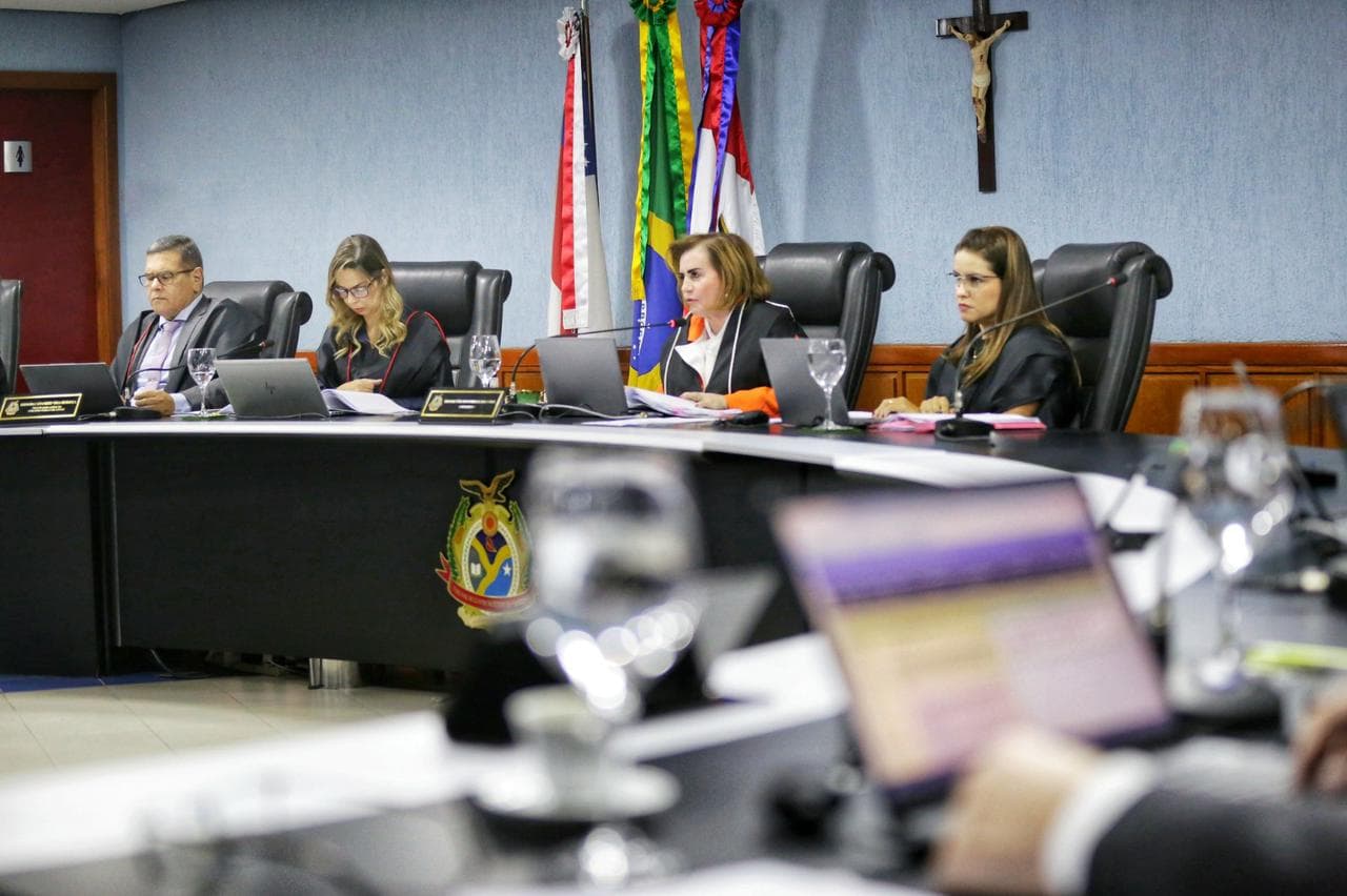 TCE-AM multa ex-prefeito de Maués por irregularidades em obras de escolas