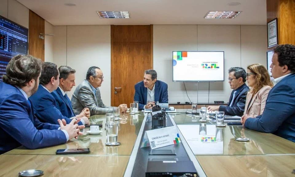 Após suspensão de benefício de pastores, frente evangélica se reúne com Haddad