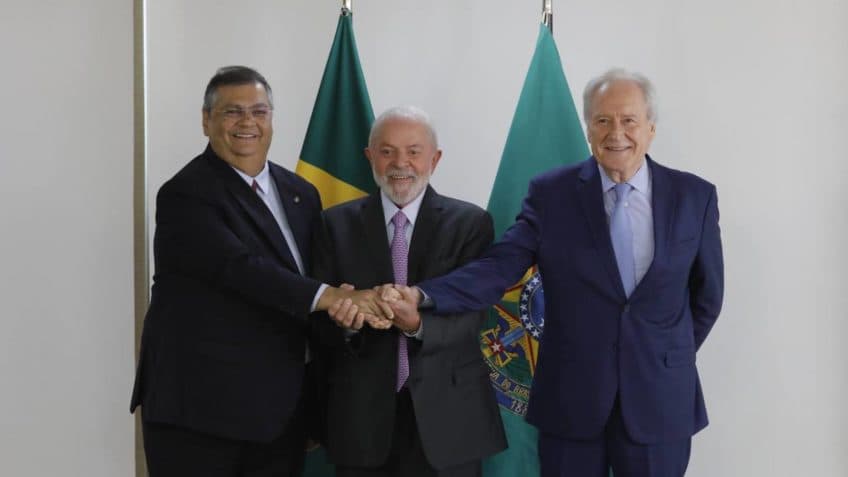 Ricardo Lewandowski é oficializado no Ministério da Justiça e assume dia 1º de fevereiro