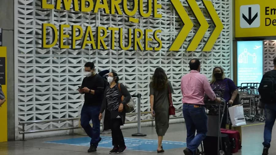 Voa Brasil: Lula deve lançar programa com passagens aéreas de R$ 200