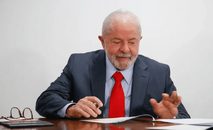 Presidente Lula deve sancionar Orçamento de 2024 nesta segunda (22)