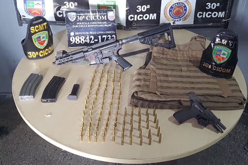 Operação Suçuarana prende pistoleiros de facção com fuzil em Manaus
