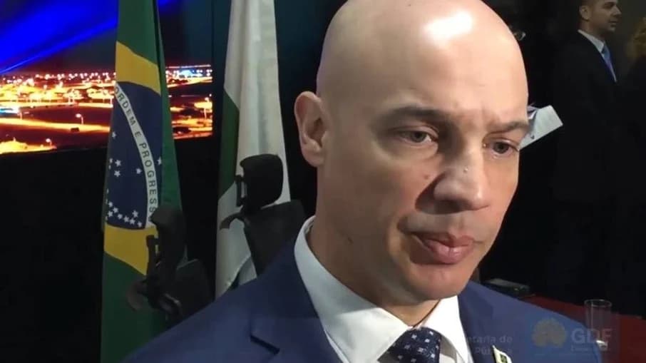 Lula demite diretor adjunto da Abin após PF afirmar que a agência prejudicou investigações