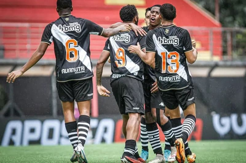 Vasco supera Potyguar na Copinha com gols de Cauã Paixão