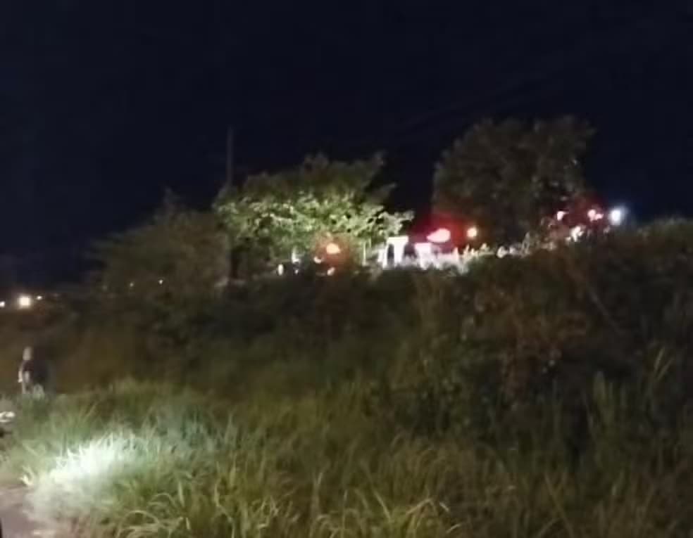 Mulher morre e outra fica ferida em grave acidente na TO-050